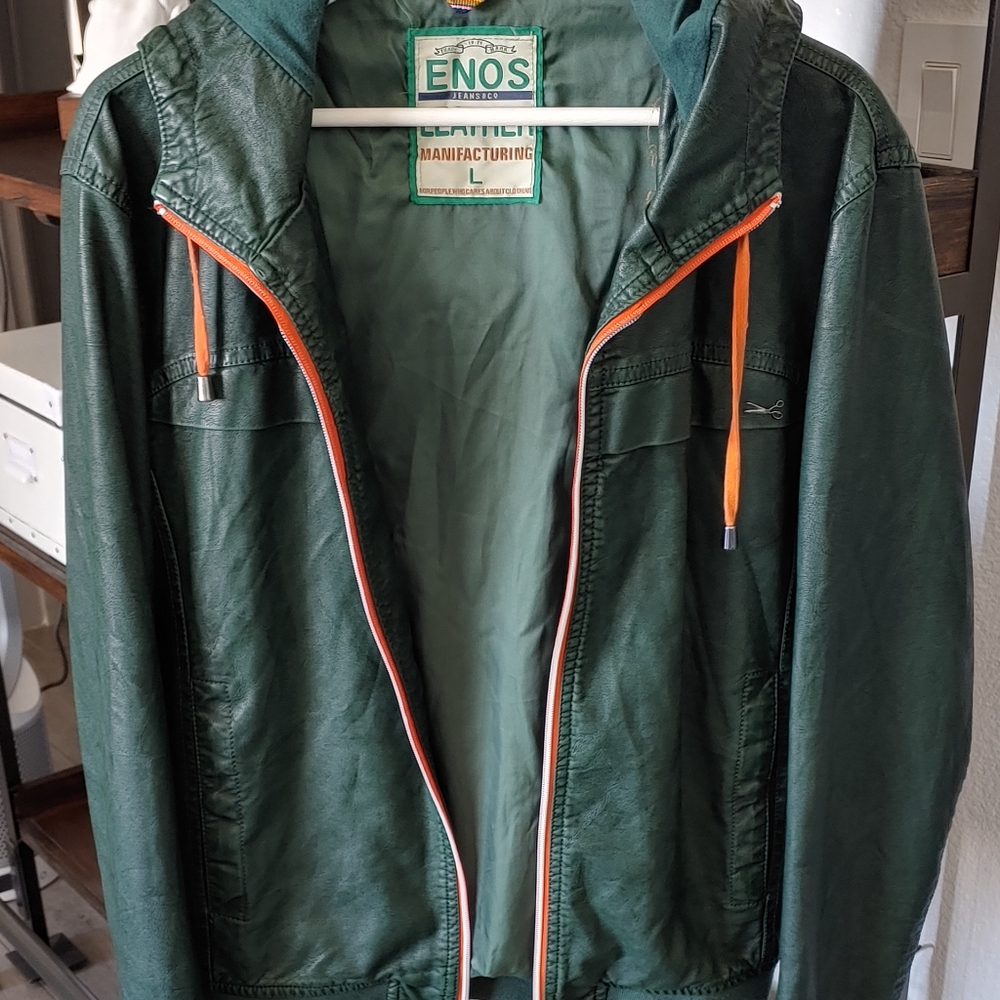 Leather jacket - Picture 2 of 12